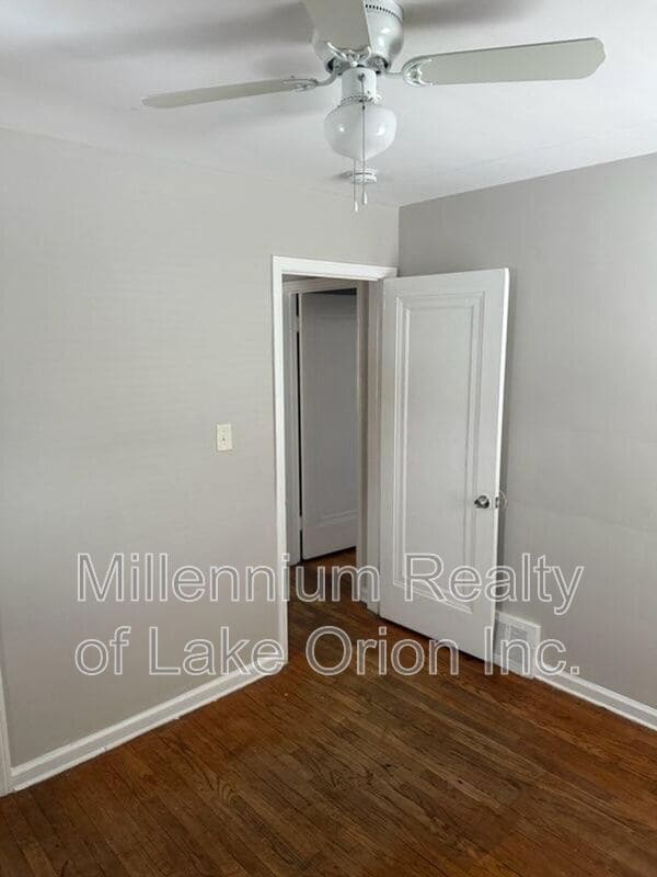 Building Photo - 14663 Jacob Ave