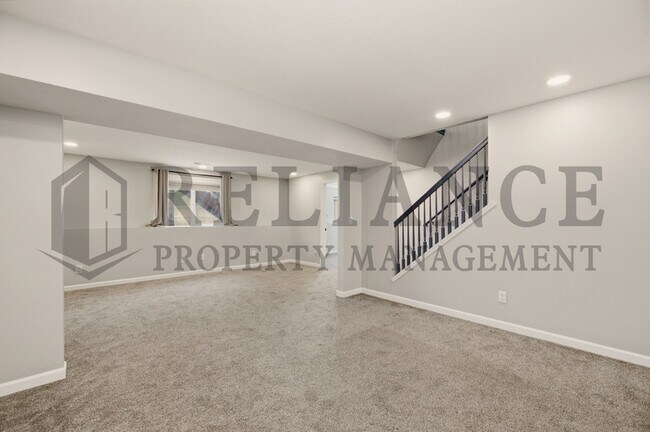Building Photo - 1726 Black Oak Ct