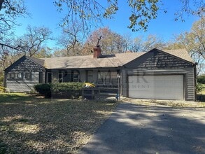 Building Photo - 10100 Blue Ridge Blvd