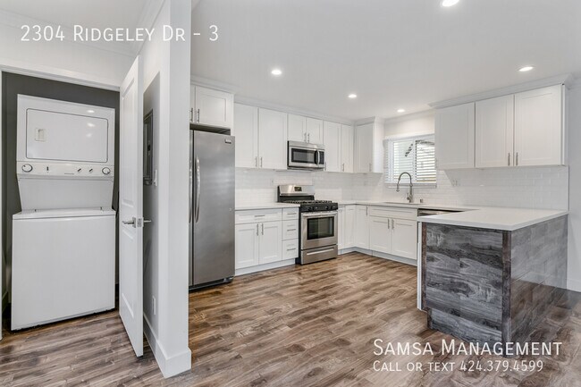 Building Photo - 2304 Ridgeley Dr