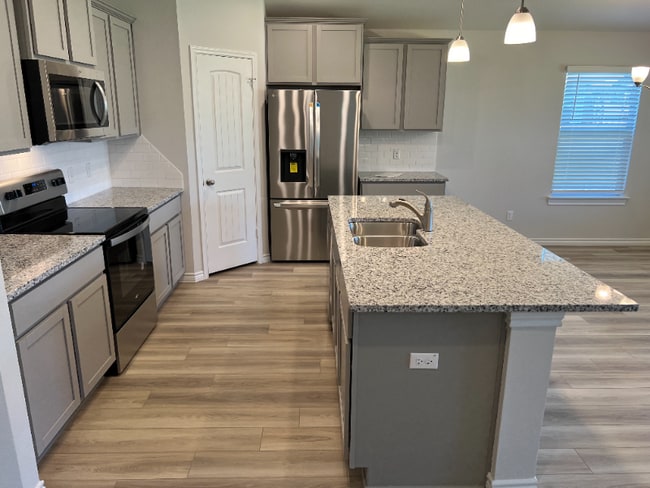 Building Photo - 5713 Berkley Heights Dr
