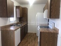 Building Photo - 440 22nd St E