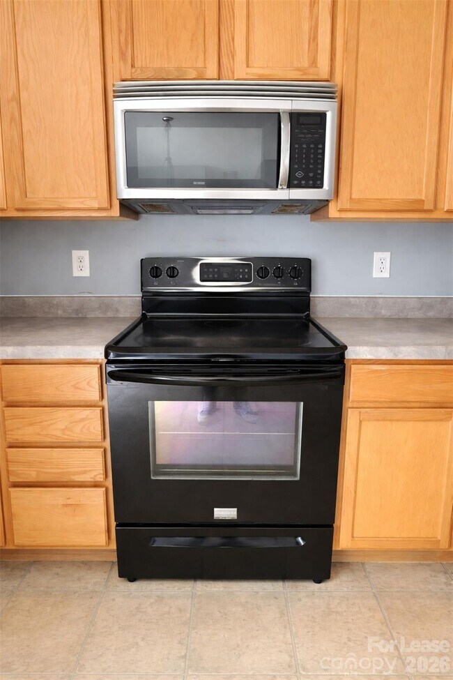 Building Photo - 15409 Tully House Ct