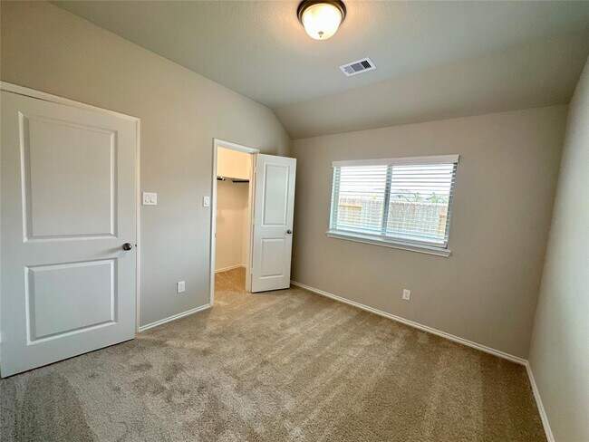 Building Photo - 3313 Scarlet Tupelo Wy