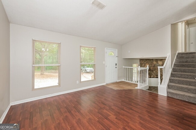 Building Photo - 5603 Rock Springs Rd