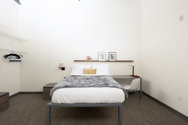 Building Photo - 1125 N 9th St