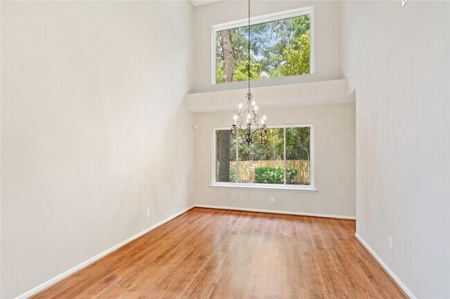 Building Photo - 175 W Greywing Cir