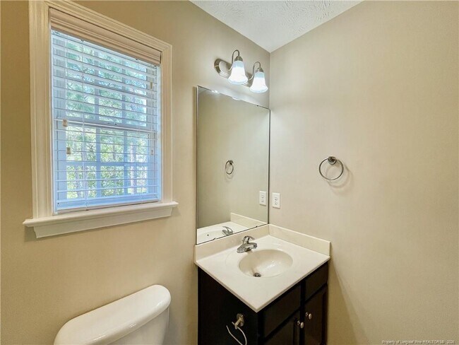 Building Photo - 4028 Quarry Hollow Drive