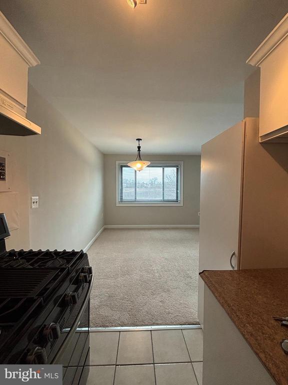 Building Photo - 1200 S Arlington Ridge Rd