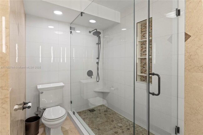Building Photo - 3800 S Ocean Dr