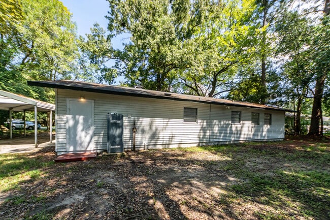 Building Photo - 1521 Juniper St