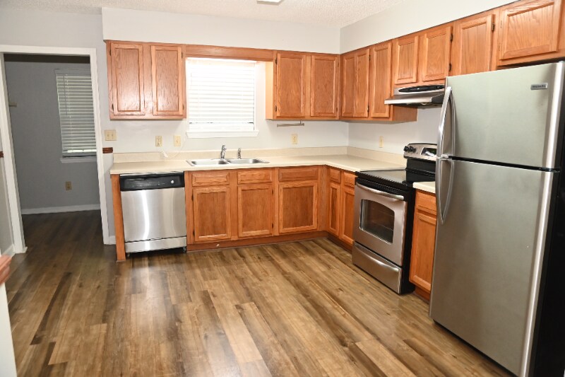 Building Photo - 1249 Magnolia Pl