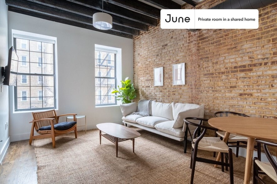 Building Photo - Harmonious ROOM at The Clark House