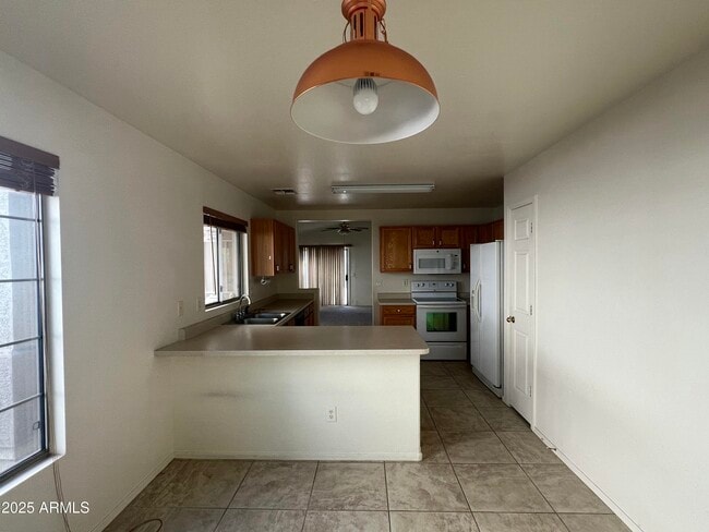 Building Photo - 12729 W Ventura St