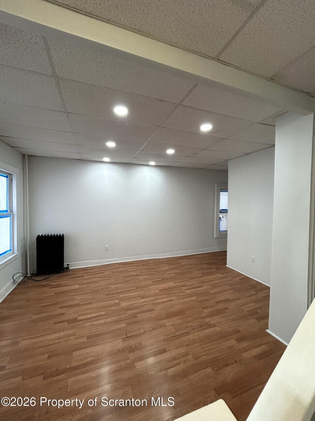 Building Photo - 210 N Bromley Ave