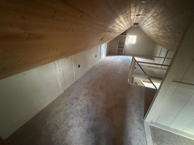 Building Photo - 309 S Lowell Ave