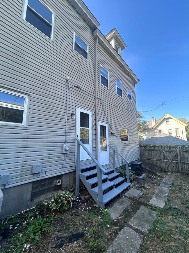 Building Photo - 1220-1224 Termon Ave