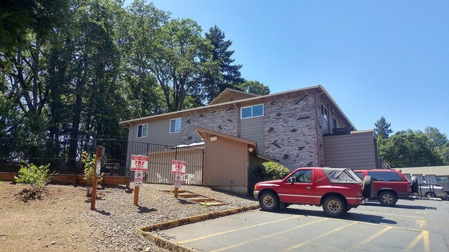 Building Photo - 3875 Liberty Rd S