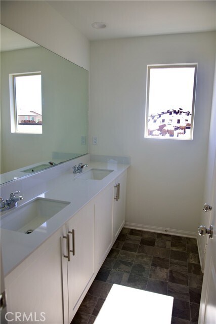 Building Photo - 25045 Mountain Violet Wy