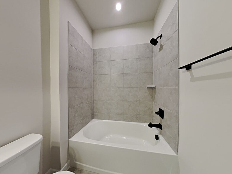 Building Photo - 1508 Aspire St