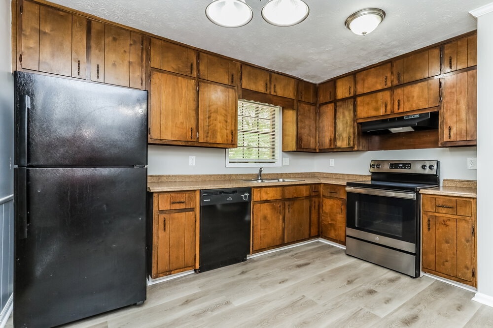 Building Photo - 3212 Goldenchain Dr