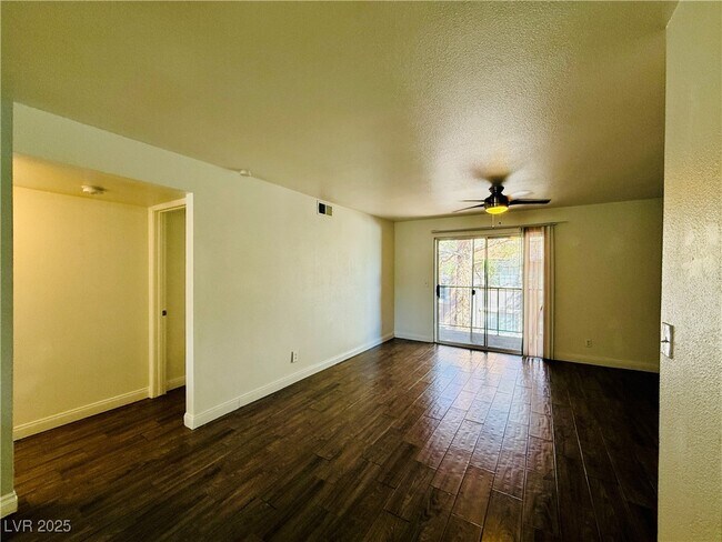 Building Photo - 2750 S Durango Dr
