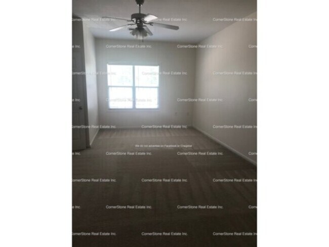 Building Photo - 616 Marshtree Ln