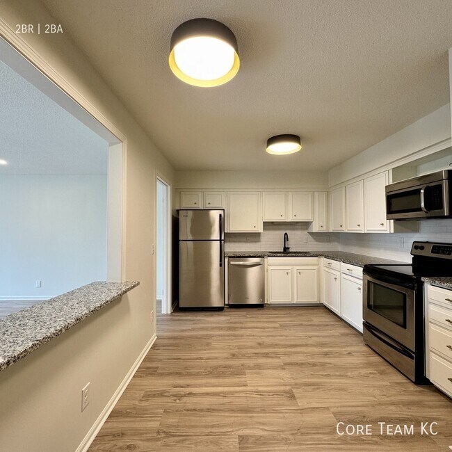Building Photo - 2900 W 53rd St