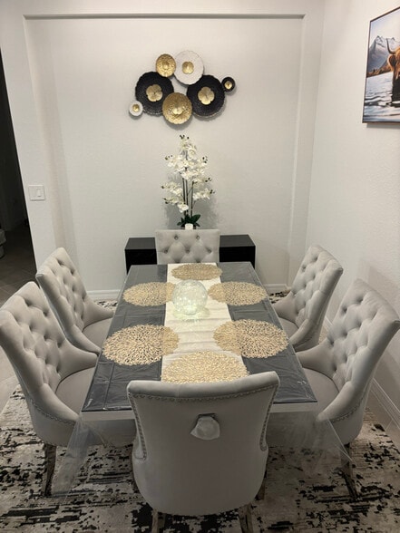 Building Photo - 17692 Santorini Ct