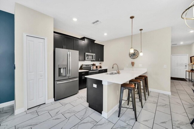 Building Photo - 1560 Sandbagger Dr