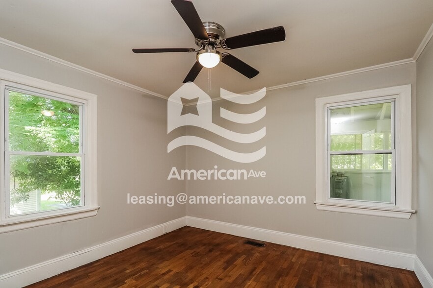 Building Photo - 207 Hampton Ave