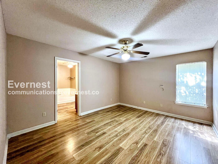 Building Photo - 7778 Stacey Dr