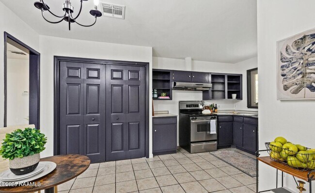 Building Photo - 165 Antigua Dr