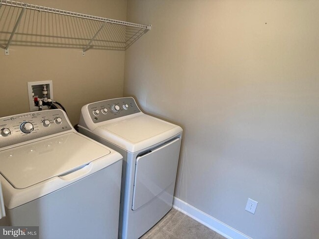 Building Photo - 103 Irongable Dr