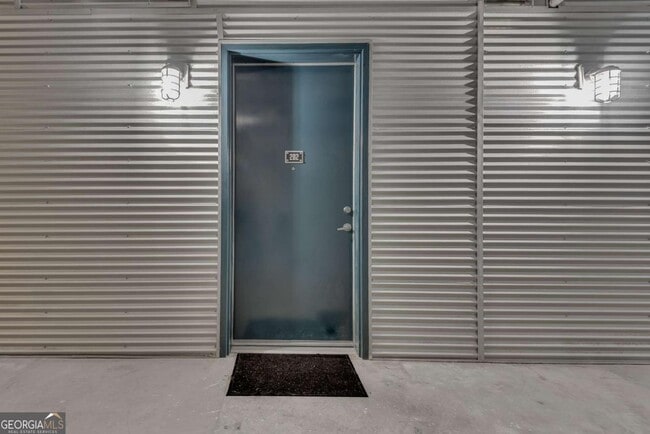 Building Photo - 400 Village Pkwy