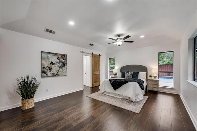 Building Photo - 9522 Hilldale Dr