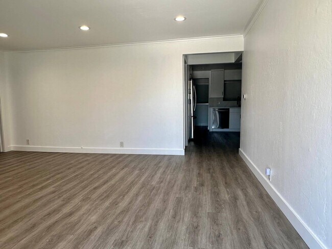 Building Photo - 2485 W Ave 133rd