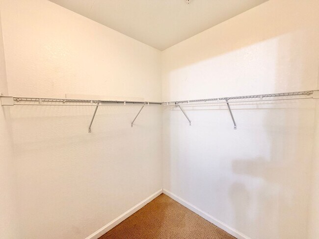 Building Photo - 12960 Positano Cir