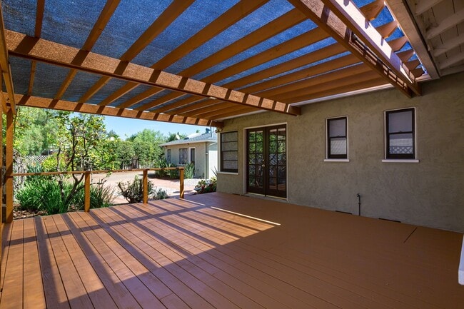 Building Photo - Single Story Craftsman in North Park