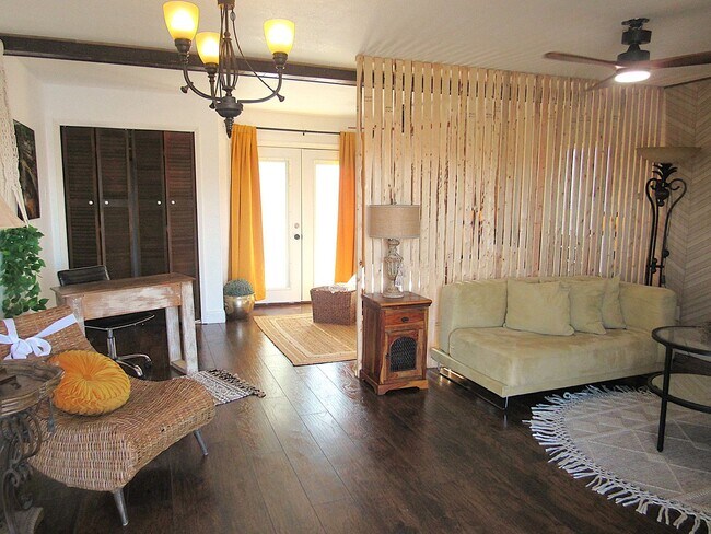 Building Photo - Fully Furnished Humble Duplex on the Water