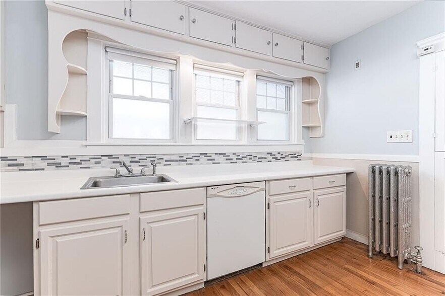 Building Photo - 30 Taft Ave