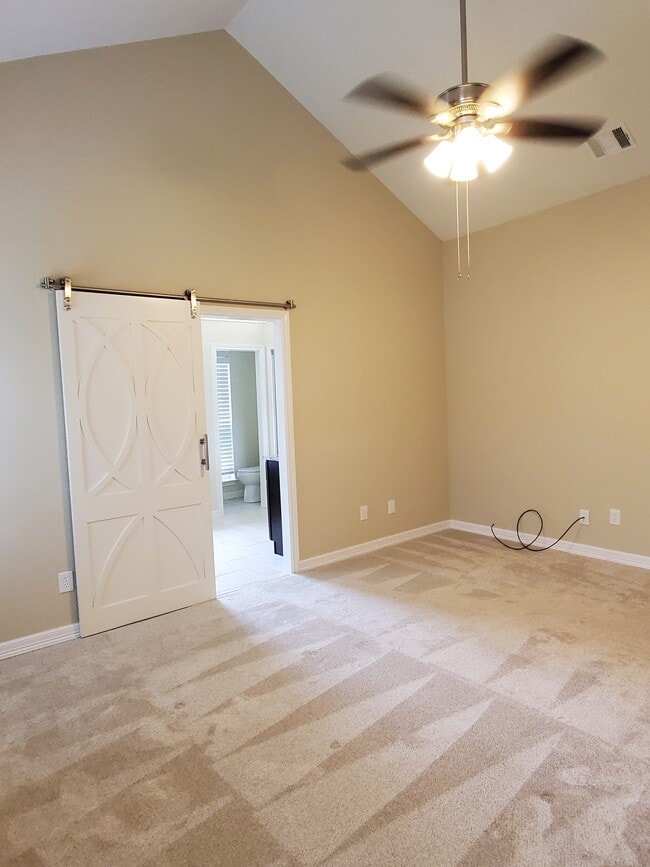 Building Photo - 4424 Windhaven Ln