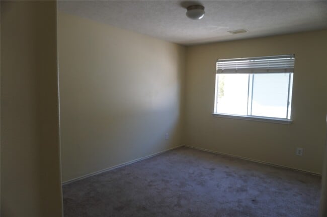 Building Photo - 4727 Live Meadow Ln