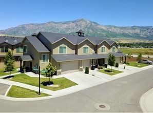 Building Photo - The Station at Pleasant View