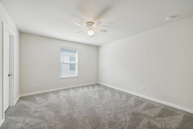Building Photo - 9219 Edgeberry Dr