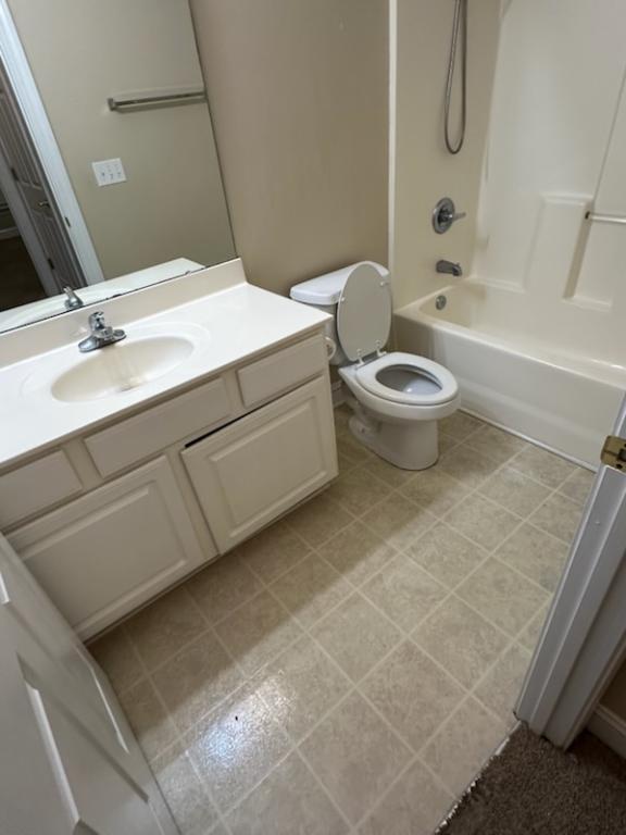 Building Photo - 120 Fountain Pointe Ln