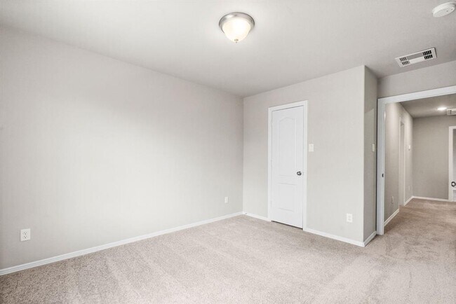 Building Photo - 25823 Boxwood Hedge Lane