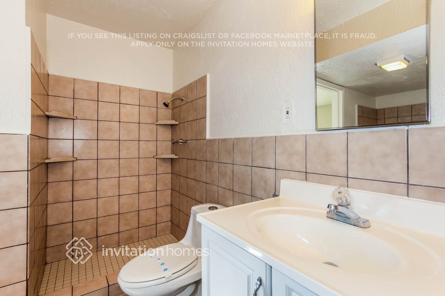 Building Photo - 3101 W Cortez St