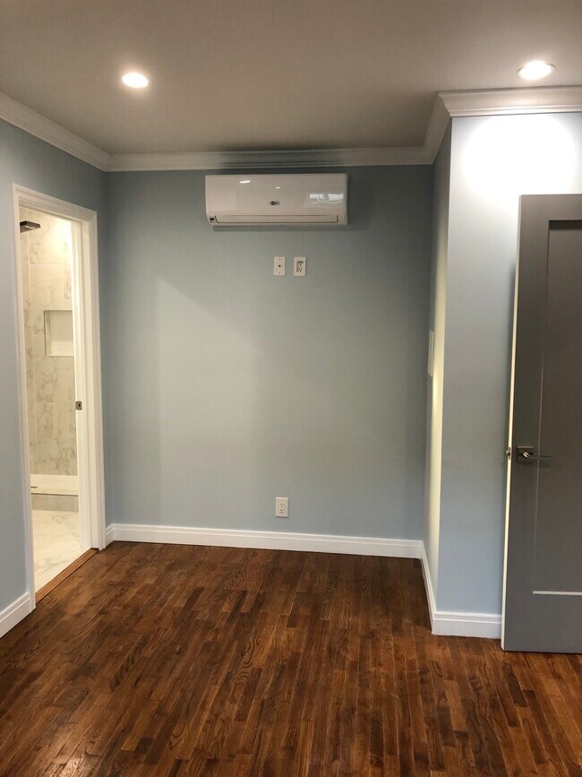 Master Bedroom - 1754 9th St