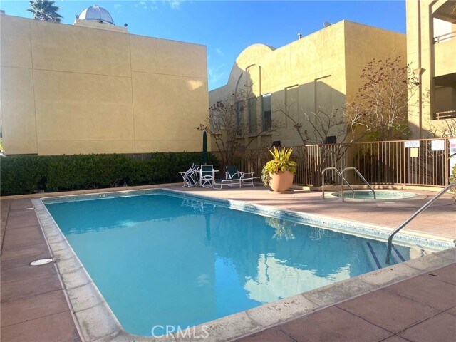 Building Photo - 1301 Cabrillo Ave